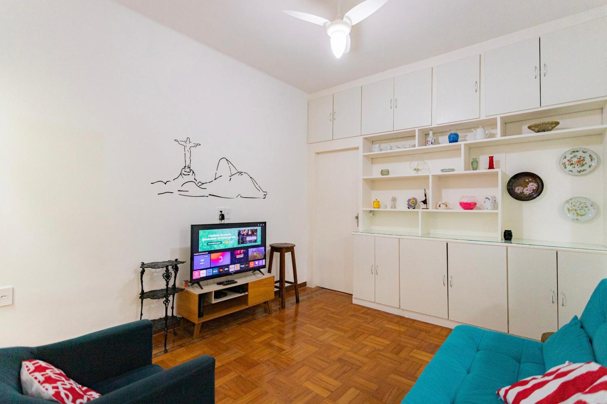 Suh Copacabana 83 Live The Apartamento
